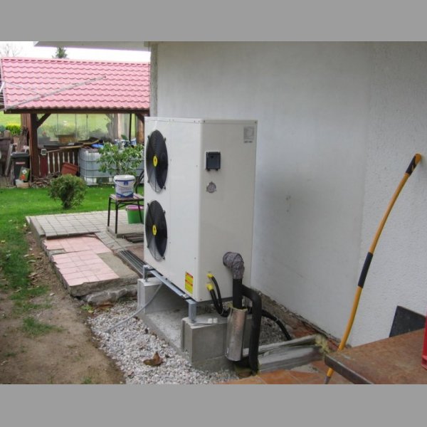 Tepelná čerpadla 4-48kW od 45000kč / bivalentní/ monoblok