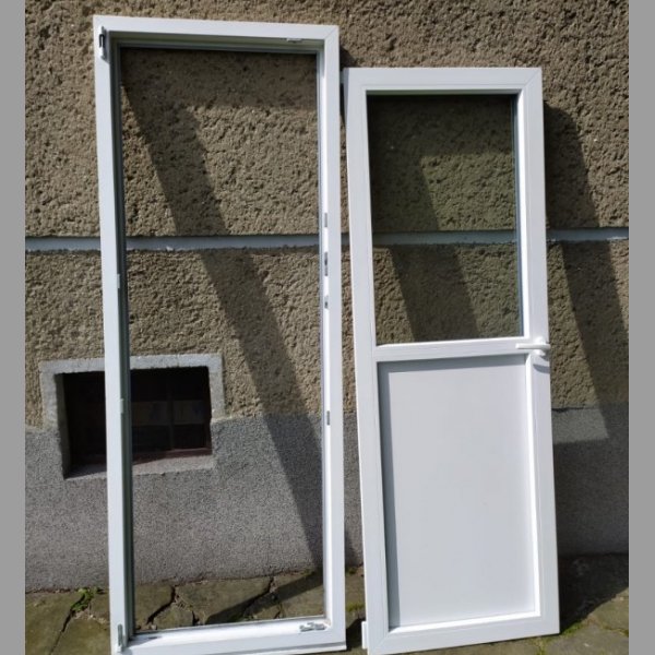 Použitá plastová okna a dveře