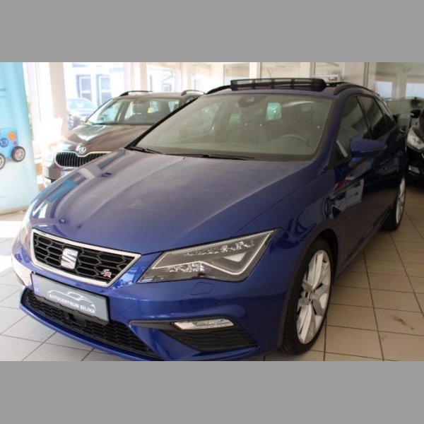 Seat Leon FR 2.0TDi,VR kokpit,ACC,Pano,Navi,FullLED