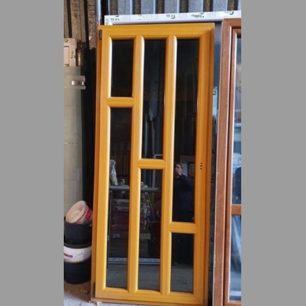 Plastová, dřevěná a hliníková okna a dveře