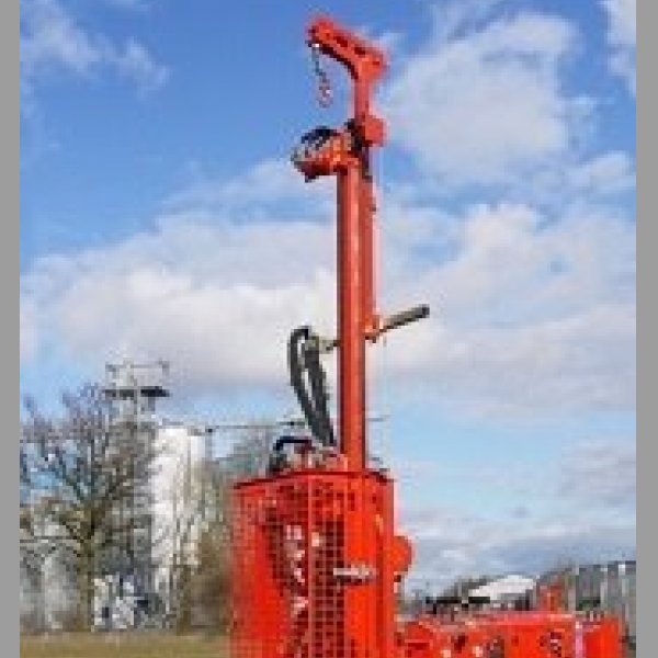 Vrtná souprava vrtací stroj / studny studní B25 ADL