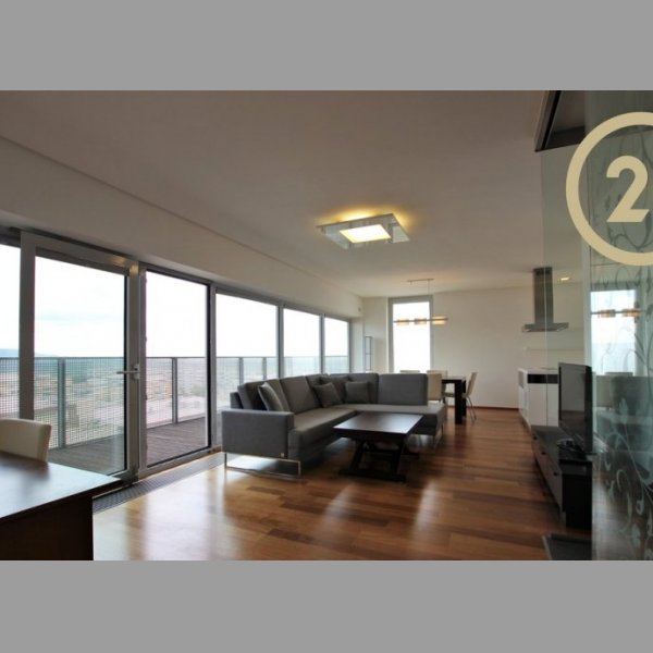 Nadstandardně vybavený byt 3+kk s terasou a krásným výhledem
