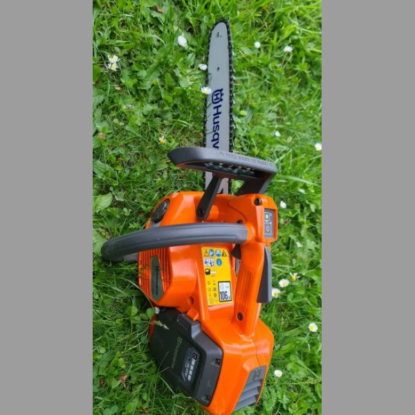 husqvarna T536 Li-xp s baterií 200 5.2ah zánovní