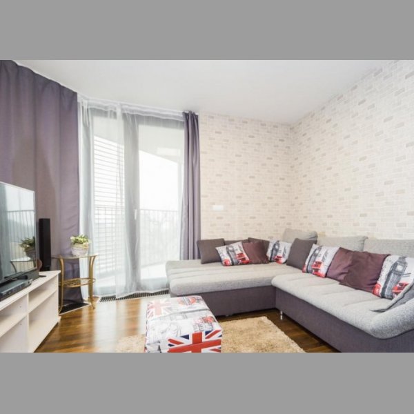 Prodej bytu 3+kk 89m2 + 39 m2 terasa, Central Park, Praha 3 