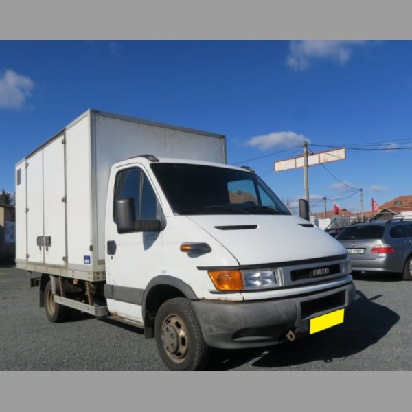 Iveco Daily 35 C 13 2.8 JTD 92kW;skříň (Izotherm)