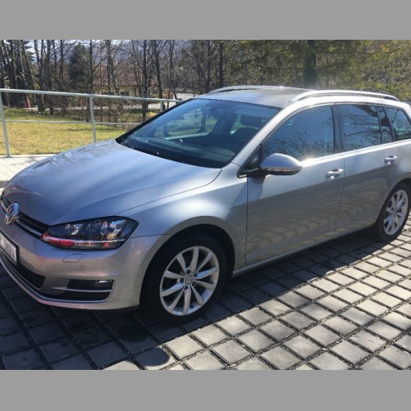 VW Golf Variant Highline 2016 2.0 tdi 110kW záruka, nová STK